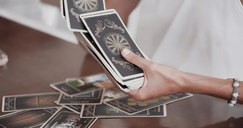 Xenia Santos elegido el mejor Tarot por Visa de España  