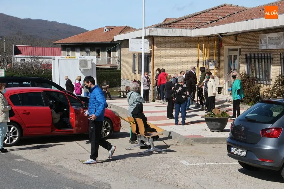 Foto 9 - Nuevas vacunaciones en la zona b&aacute;sica de salud de Linares de Riofr&iacute;o