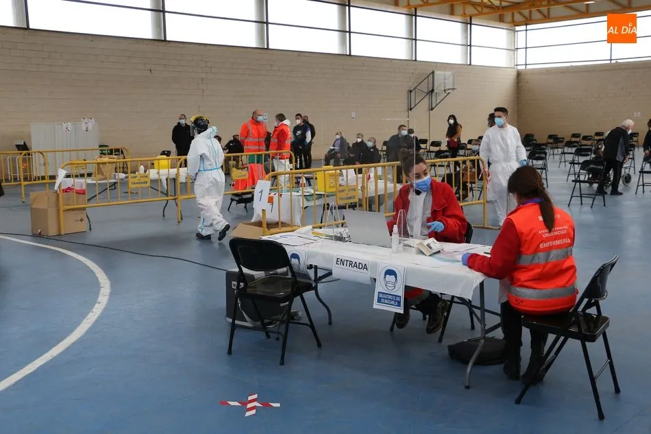 Foto 7 - La Sierra de Francia afronta una nueva jornada de vacunaci&oacute;n con m&aacute;s de 500 dosis