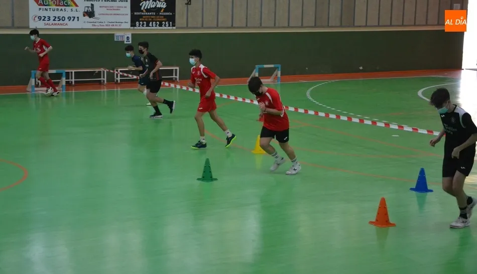 Foto 4 - La Base del III Columnas regresa a los entrenamientos un a&ntilde;o despu&eacute;s  