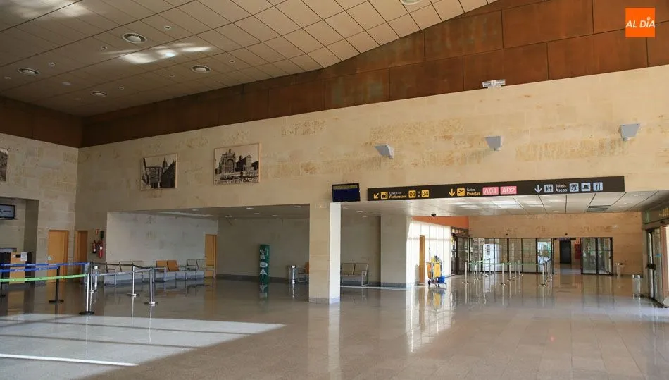 Interior del aeropuerto de Salamanca. Foto de archivoº