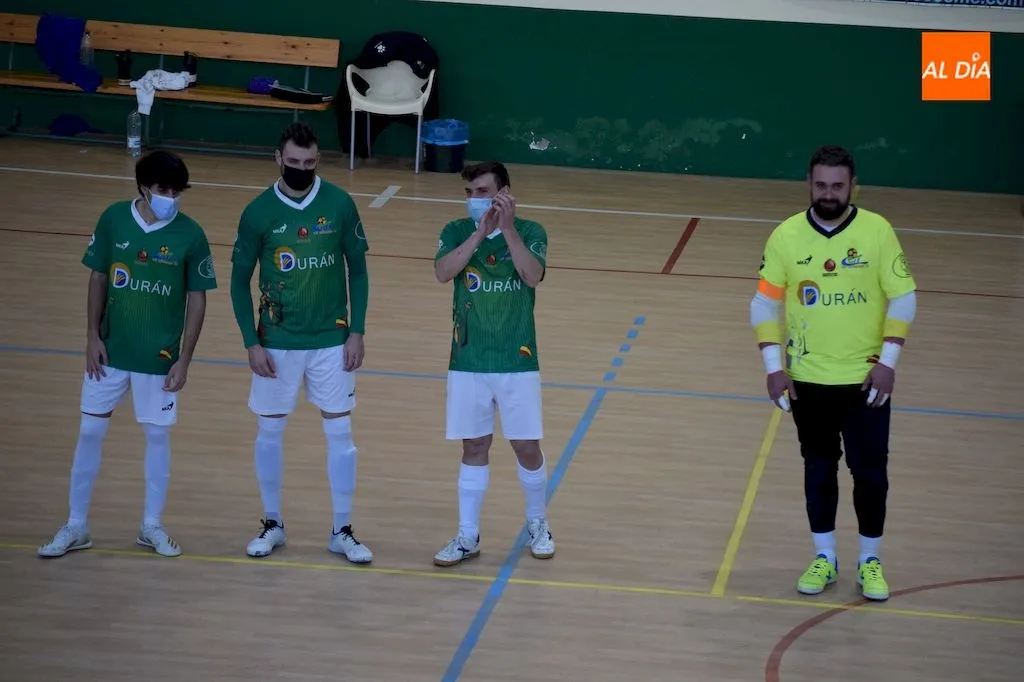 Foto 8 - El Piensos Dur&aacute;n Albense golea al Boal FS en la vuelta de su afici&oacute;n (6-1)
