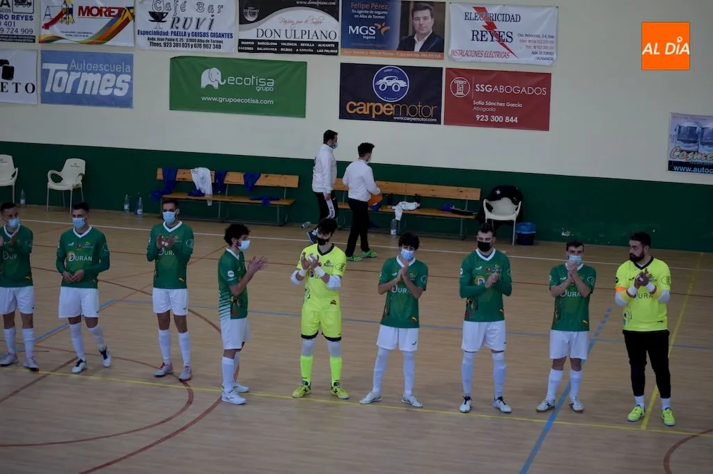 Foto 4 - El Piensos Dur&aacute;n Albense golea al Boal FS en la vuelta de su afici&oacute;n (6-1)
