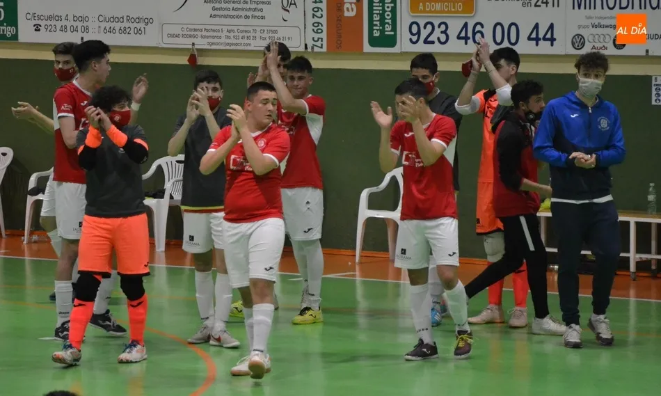 Foto 2 - &Eacute;pica victoria del III Juvenil ante el 5 Coru&ntilde;a FS para abrir la 2&ordf; fase liguera  