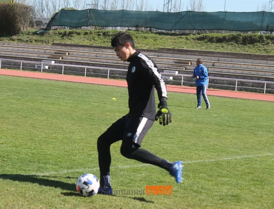 Foto 5 - Caras felices en el entrenamiento del Salamanca UDS despu&eacute;s de ganar el derbi a Unionistas