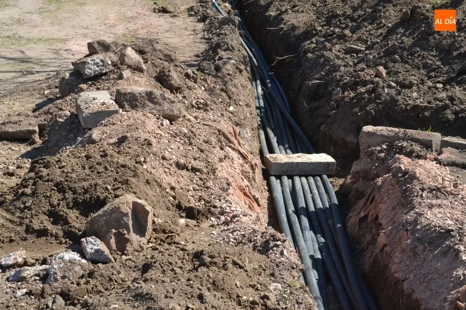 Foto 2 - En marcha el despliegue del riego autom&aacute;tico por el tramo en renovaci&oacute;n de la Alameda Vieja  