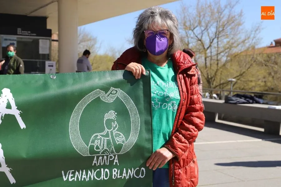Foto 6 - Ampas salmantinas reivindican su derecho a defender la Educaci&oacute;n P&uacute;blica, tras las prohibiciones...