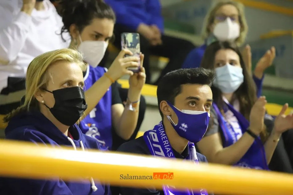 Foto 4 - La Marea Azul se reencuentra con &lsquo;su&rsquo; Perfumer&iacute;as Avenida y crea un gran ambiente europeo
