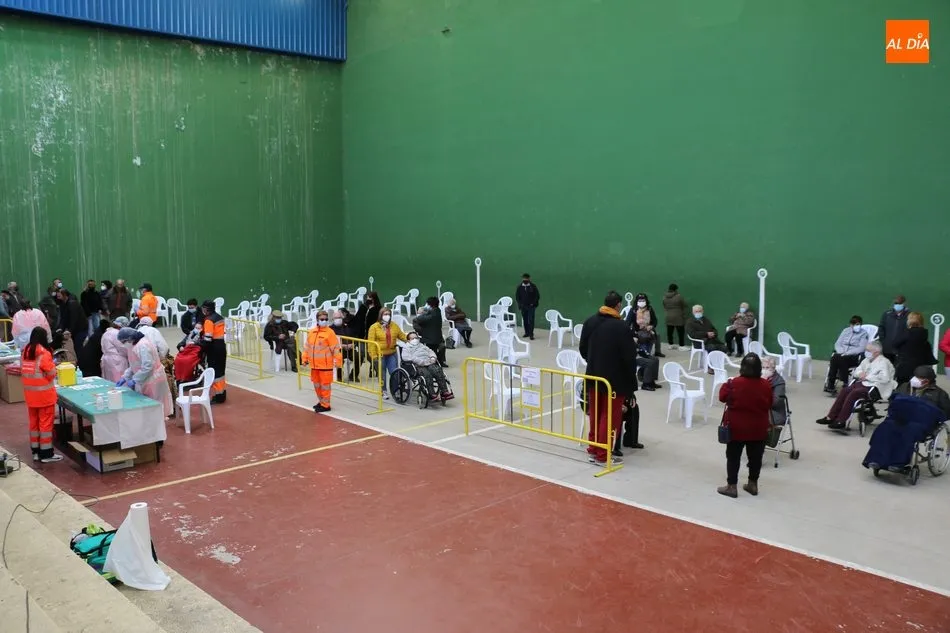 Foto 3 - Contin&uacute;a el proceso de vacunaci&oacute;n en la comarca de Vitigudino con la administraci&oacute;n de otras 248 ...