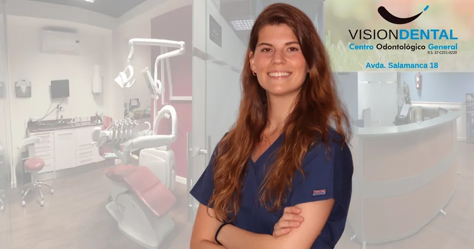 Doctora Victoria Mandillo, periodoncista en la clínica Visión Dental