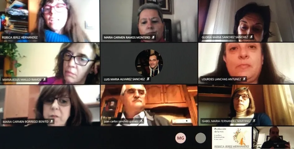 Los profesores de Religión unirán a los alumnos con sus abuelos para recopilar vivencias...