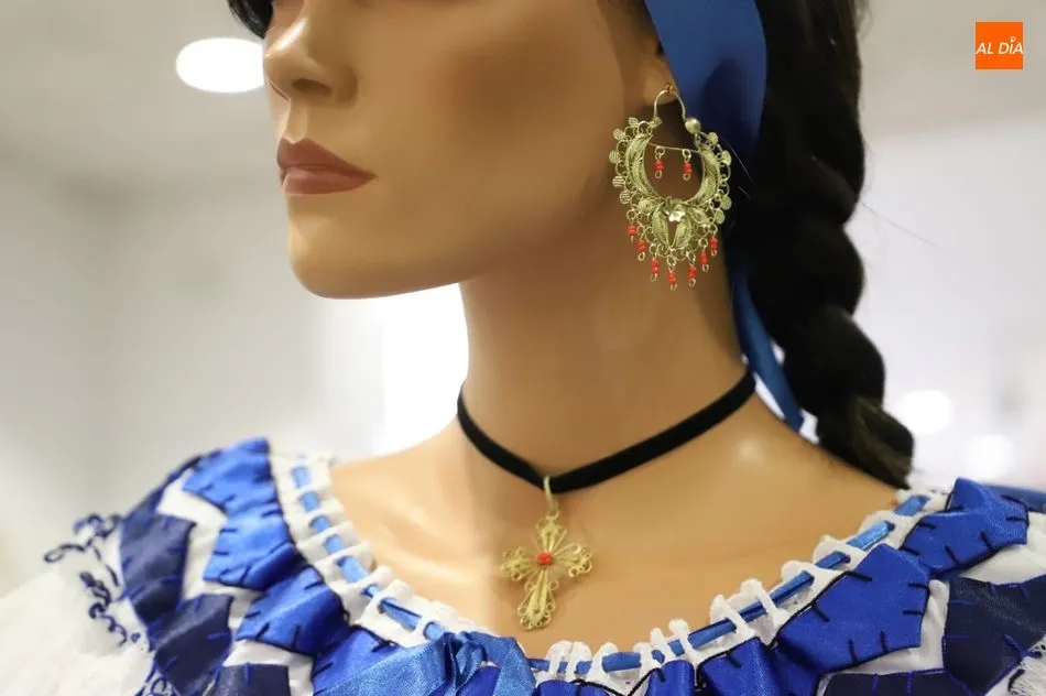 Foto 4 - &lsquo;Procesi&oacute;n&rsquo;, la exposici&oacute;n que escenifica un desfile procesional &uacute;nico para una at&iacute;pica...