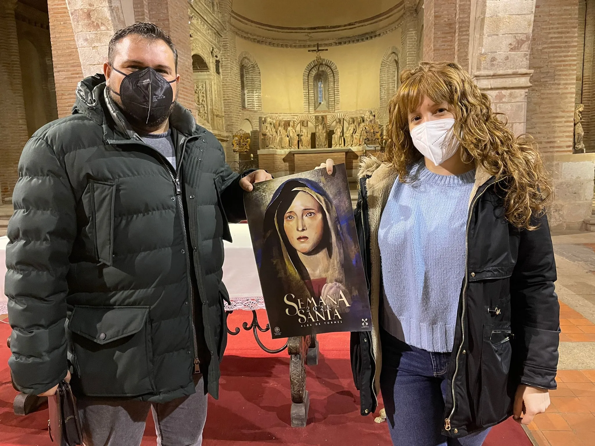 Foto 2 - El dolor de la Virgen de la Soledad, protagonista del cartel de la Semana Santa de Alba de Tormes...