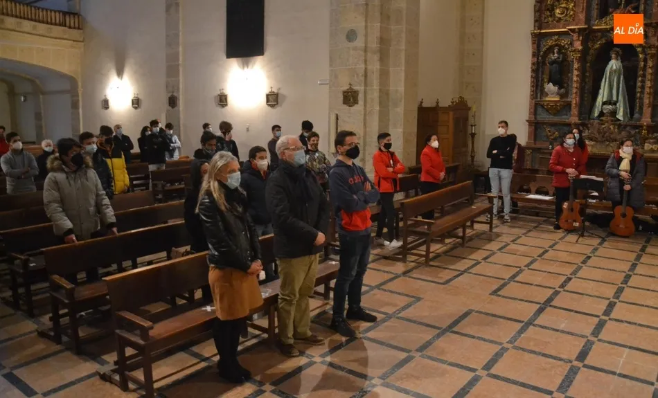 Foto 9 - La Comunidad Educativa del Seminario festeja su d&iacute;a grande con una eucarist&iacute;a  