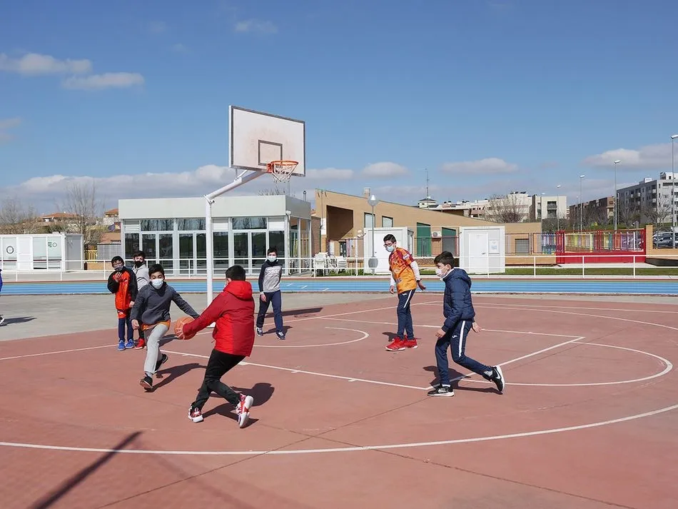 Foto 5 - &lsquo;Carbajosa Move On&rsquo; inicia sus actividades con 151 ni&ntilde;os participantes