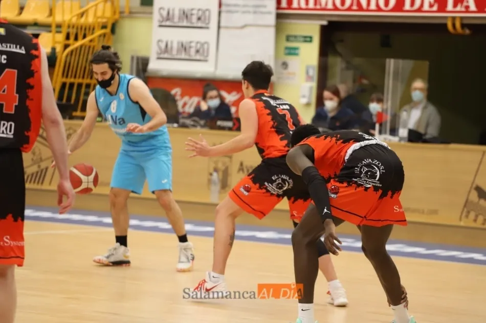Foto 10 - El CB Tormes supera a la Universidad de Valladolid en W&uuml;rzburg (76-67)