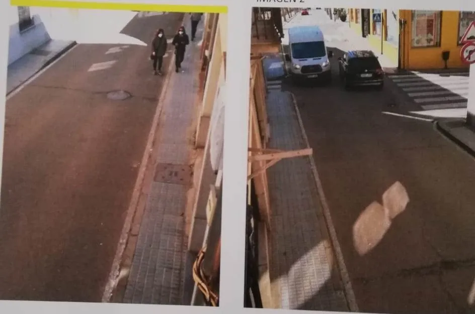 Foto 3 - Los vecinos del tramo m&aacute;s estrecho de la calle Santa Clara reclaman soluciones para evitar la...
