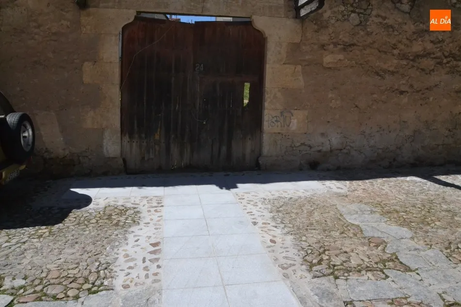 Foto 3 - Concluyen las obras para dotar de accesibilidad a las calles L&aacute;zaro, Peramato y Fuente Nava  