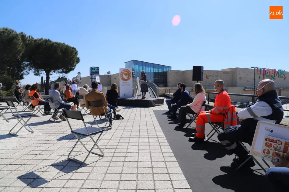 Foto 7 - El Tormes, primer centro comercial de Espa&ntilde;a con empleados formados para detectar y actuar ante...
