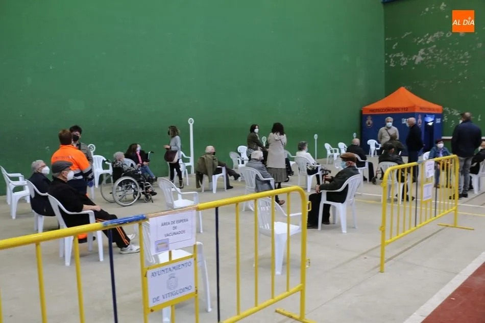 Foto 11 - Nueva vacunaci&oacute;n masiva en la comarca de Vitigudino con la administraci&oacute;n de 287 dosis de Pfizer  