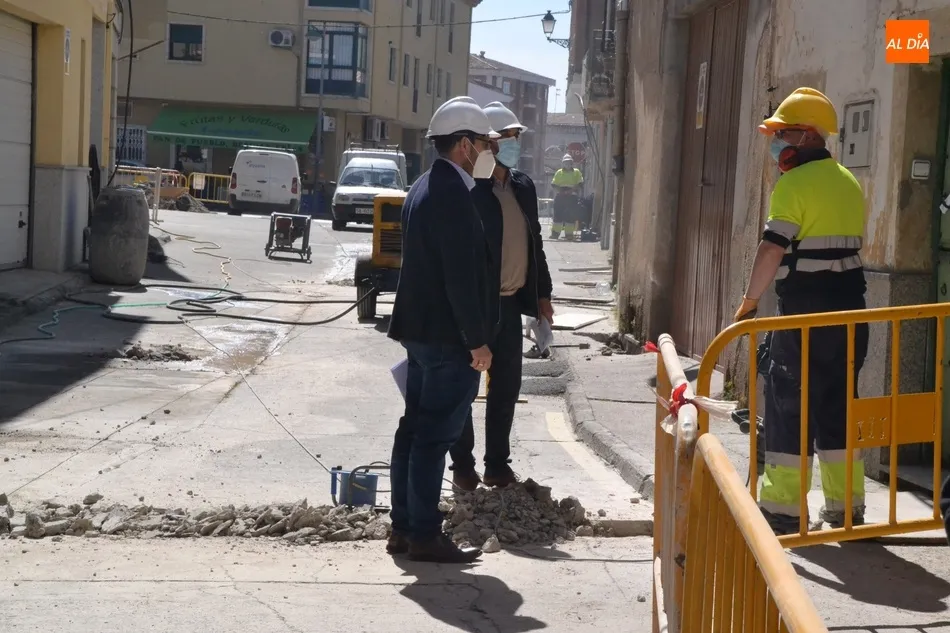 Foto 4 - Arrancan las obras de reforma de la calle Rastrillo, que quedar&aacute; como las v&iacute;as del centro...