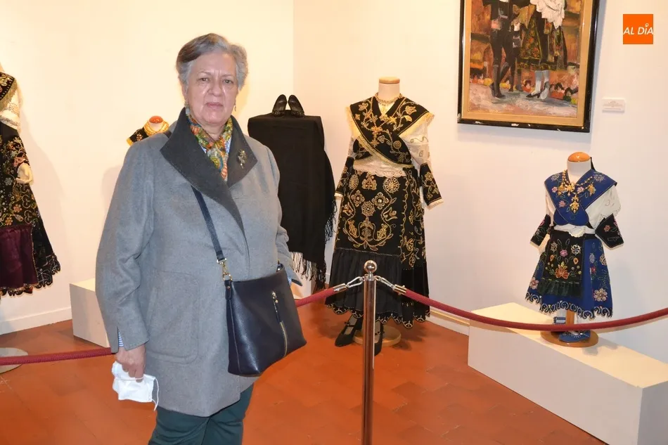 Foto 8 - Inaugurada una complet&iacute;sima exposici&oacute;n en recuerdo de la Fiesta de La Charrada  