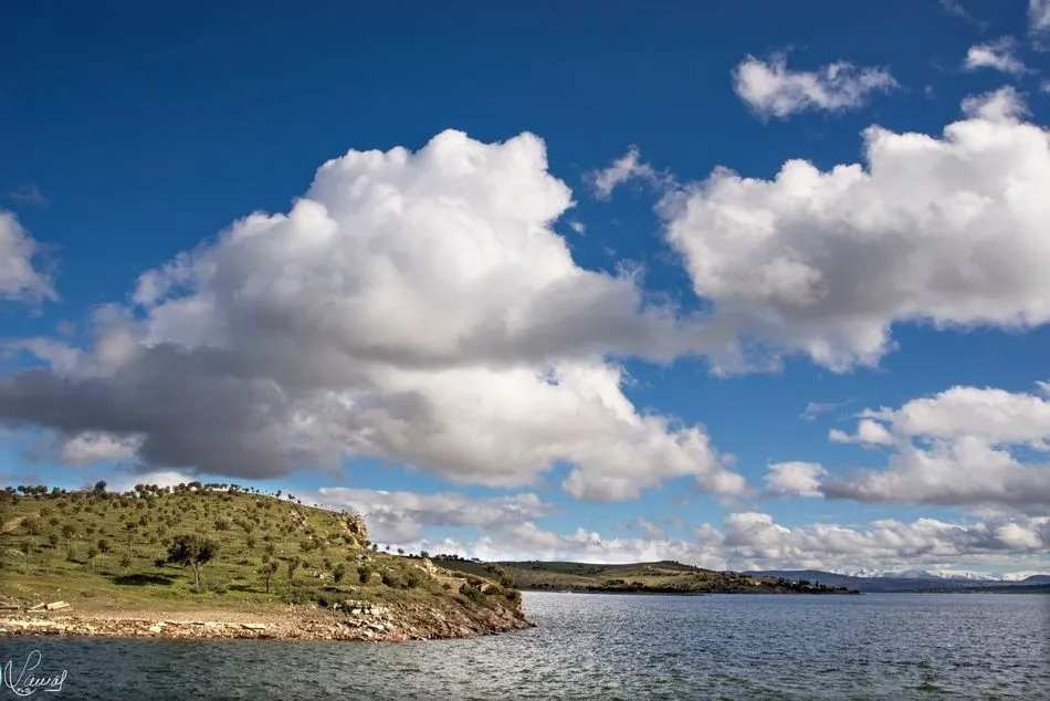 Foto 5 - El embalse de Santa Teresa, en todo su esplendor con la llegada de la primavera  