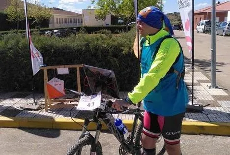 Foto 3 - Un integrante de Ciudad Rodrigo Orientaci&oacute;n participa en el V Raid de la Siberia Extreme&ntilde;a  