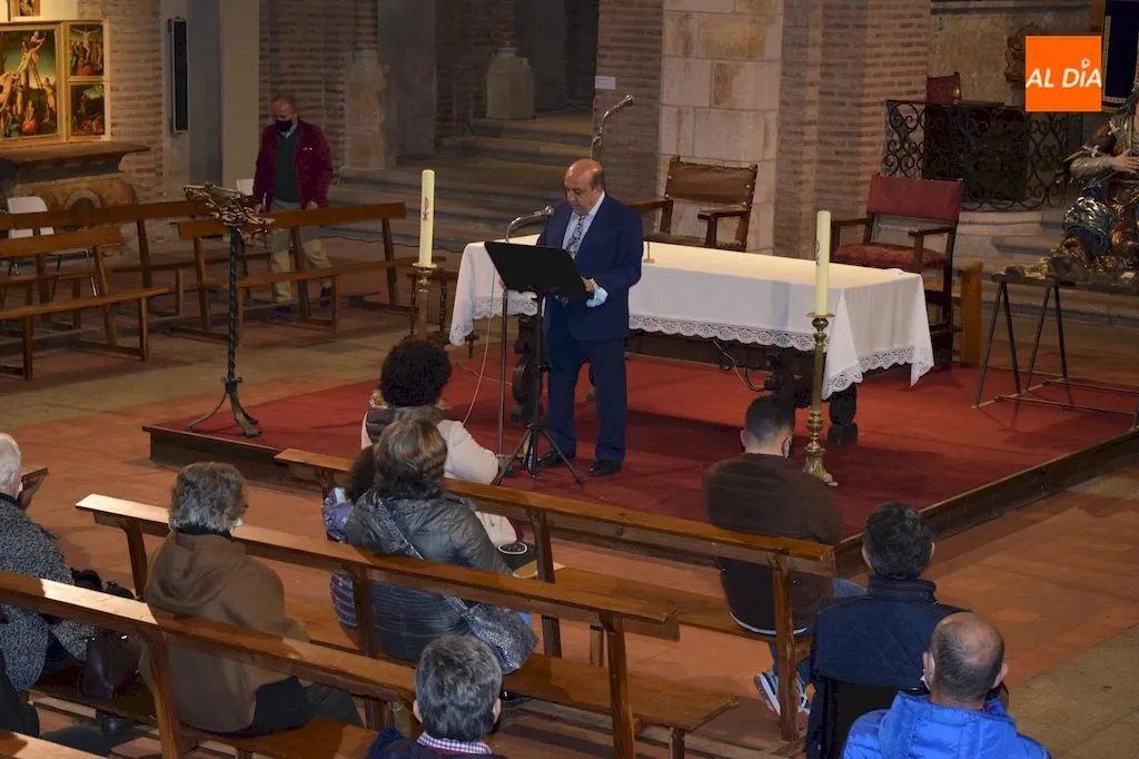 Foto 4 - El preg&oacute;n de Jose Carlos Jim&eacute;nez abre una Semana Santa &ldquo;diferente&rdquo; en Alba de Tormes