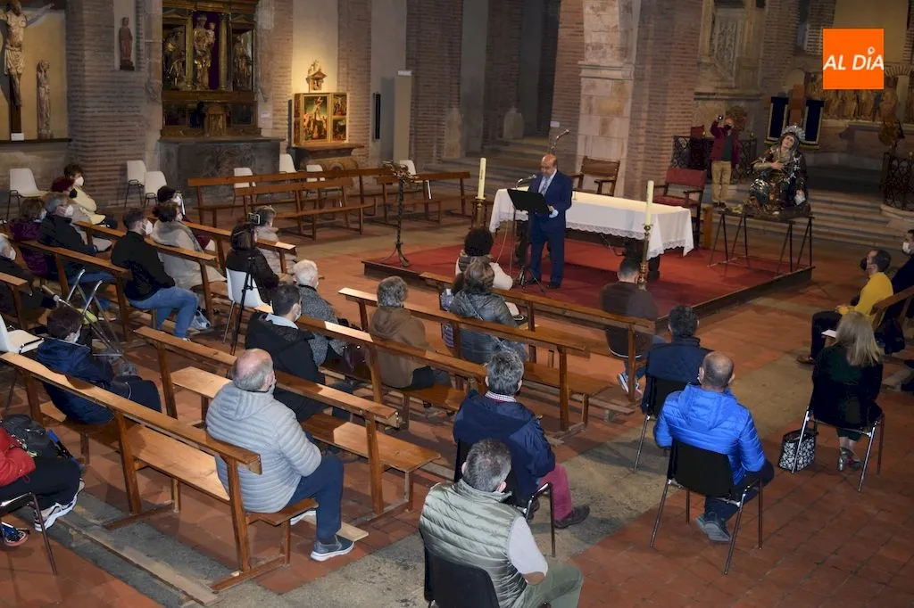 Pregón de Semana Santa en la iglesia de San Juan / Pedro Zaballos