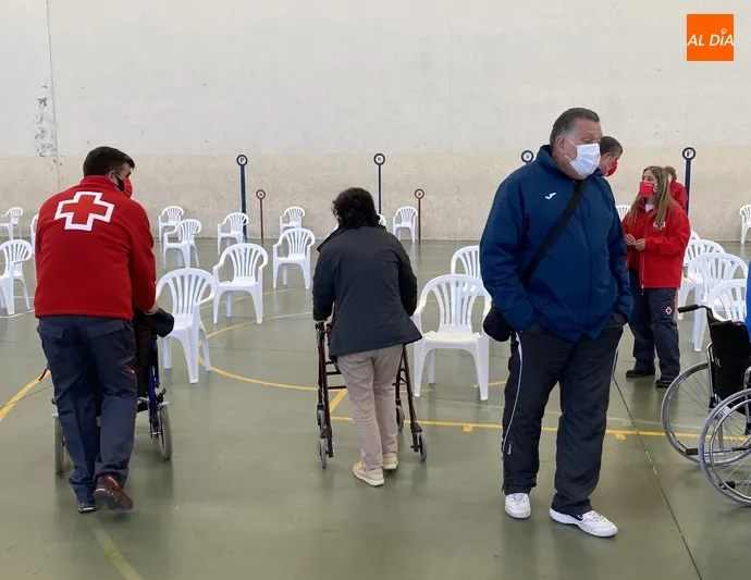 Foto 3 - La segunda dosis de la vacuna Covid llega a 138 pacientes de entre 90 y 86 a&ntilde;os