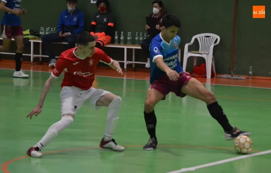 Foto 2 - El III Juvenil encaja ante el Leis Pontevedra su 1&ordf; derrota de esta fase tras hacer demasiados...
