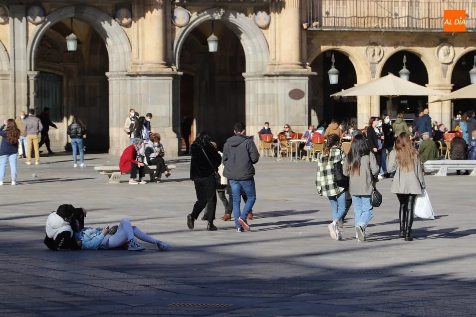 Baja la incidencia diaria casi al mínimo pero fallecen dos personas en el hospital por coronavirus