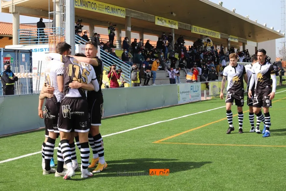 Foto 7 - Unionistas culmina su obra maestra al meterse en la PRO al puntuar con el Racing de Ferrol y sue&ntilde;a ...