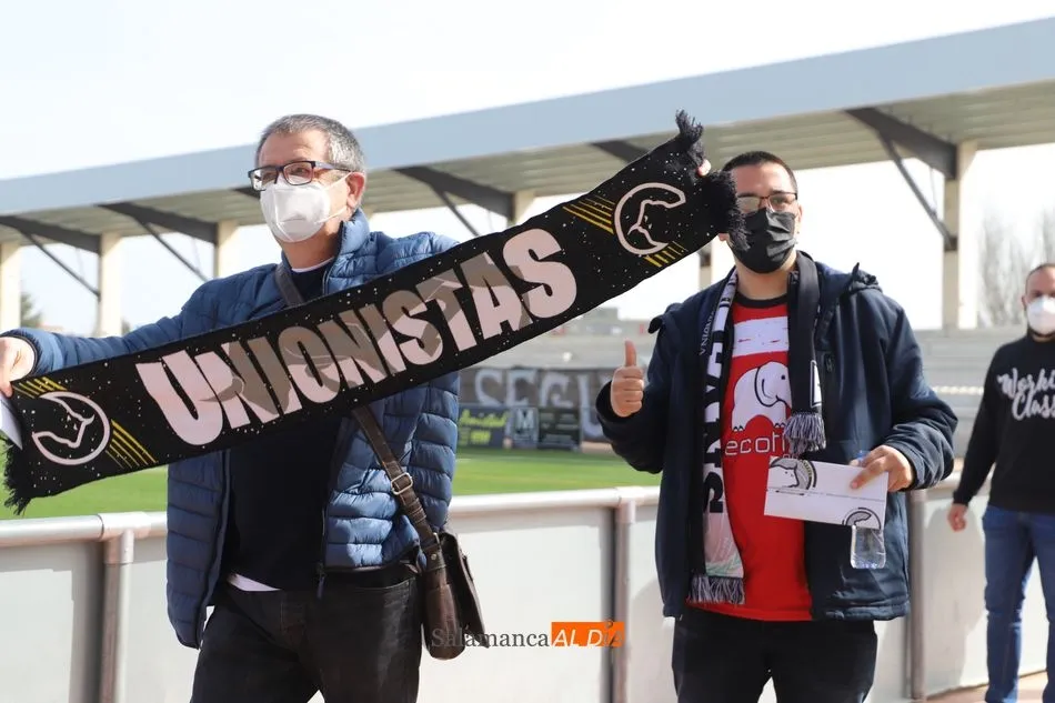 Foto 9 - 85 elegidos disfrutan del pase de Unionistas a la PRO por los otros 2.500 que no pudieron ir al...