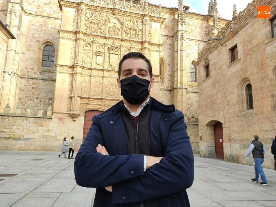 Rubén Julián Zazo, hermano mayor de la Hermandad Universitaria del Santísimo Cristo de la Luz y Nuestra Señora de la Sabiduría. | Jorge Holguera