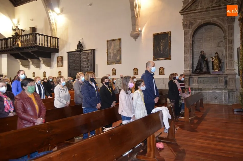 Foto 8 - Un incio de Semana Santa at&iacute;pico sin la procesi&oacute;n de La Borriquilla