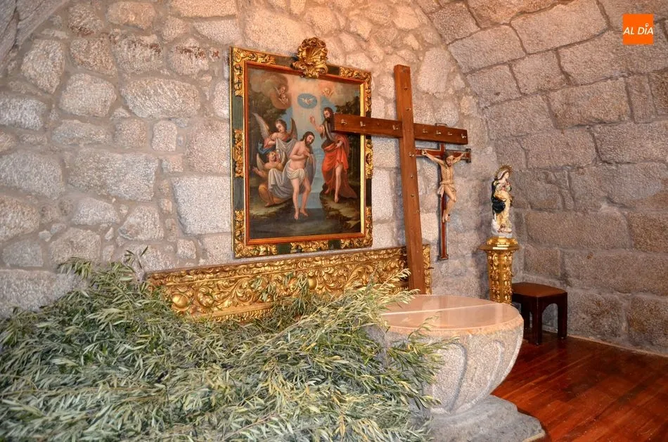 Foto 4 - Un incio de Semana Santa at&iacute;pico sin la procesi&oacute;n de La Borriquilla
