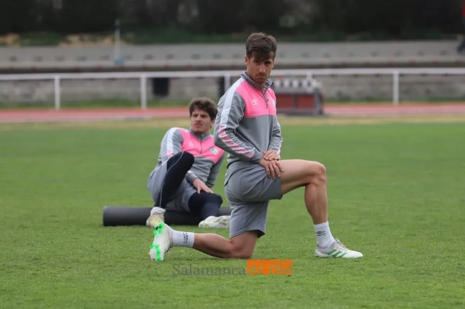 Foto 5 - Tres ausencias sonadas en el regreso de Lolo Escobar a los entrenamientos del Salamanca UDS