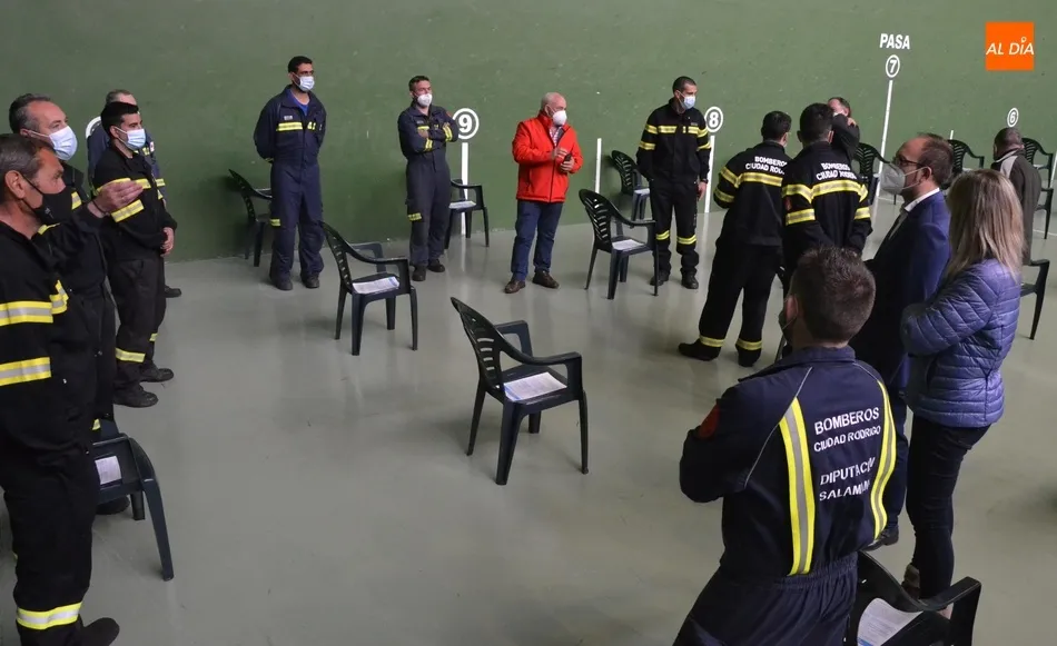 Foto 11 - Otras 220 personas completan su vacunaci&oacute;n mientras los Bomberos reciben la 1&ordf; dosis  