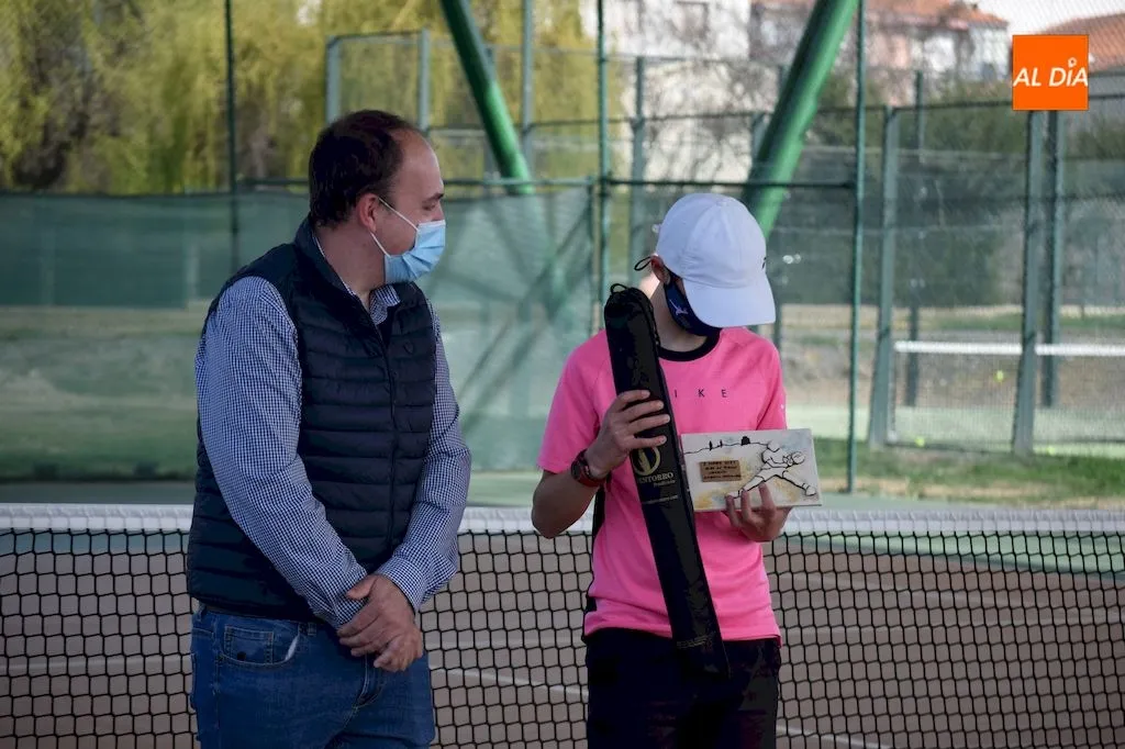 Foto 11 - &Eacute;xito por todo lo alto del I Torneo de Tenis y P&aacute;del Villa Alba de Tormes
