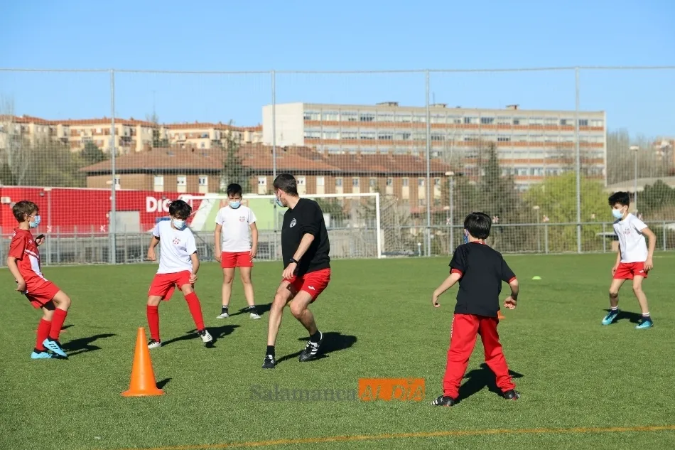 Foto 3 - Luz verde al regreso del f&uacute;tbol base: el 11 de abril vuelve la ilusi&oacute;n de los m&aacute;s peque&ntilde;os