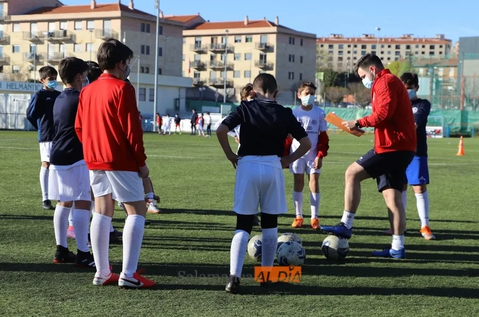 Foto 5 - La base en tiempos de COVID-19: protocolos estrictos, entrenamientos y partidos con mascarilla...
