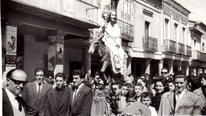 Domingo de Ramos, la procesión de los niños en Peñaranda