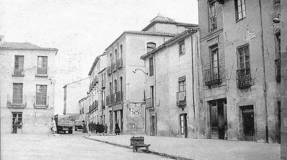 Las cuatro calles, antiguo cruce de Gran Vía y San Justo