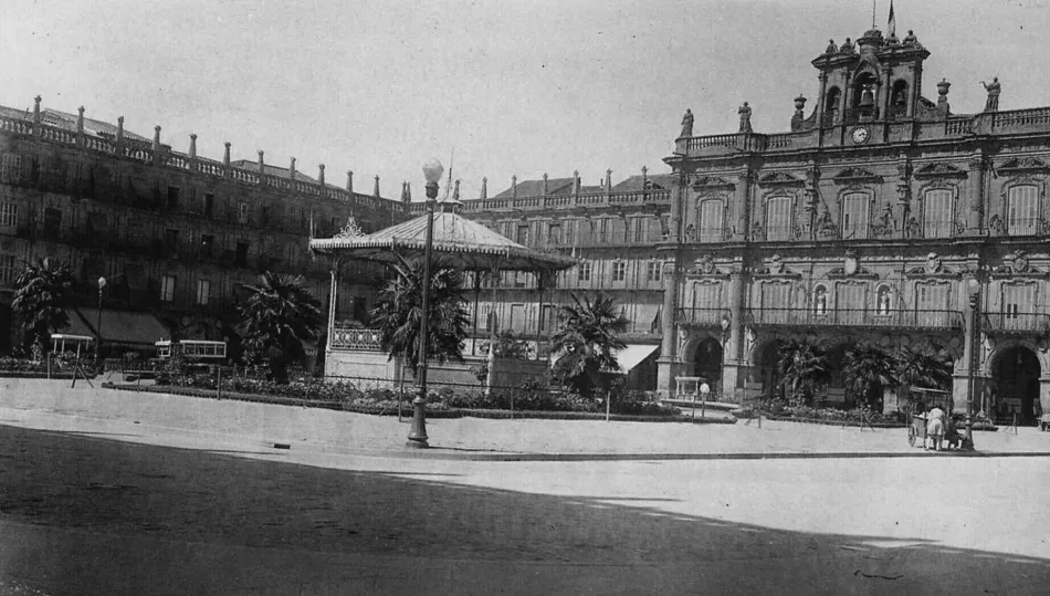 El traslado del templete de la Plaza Mayor