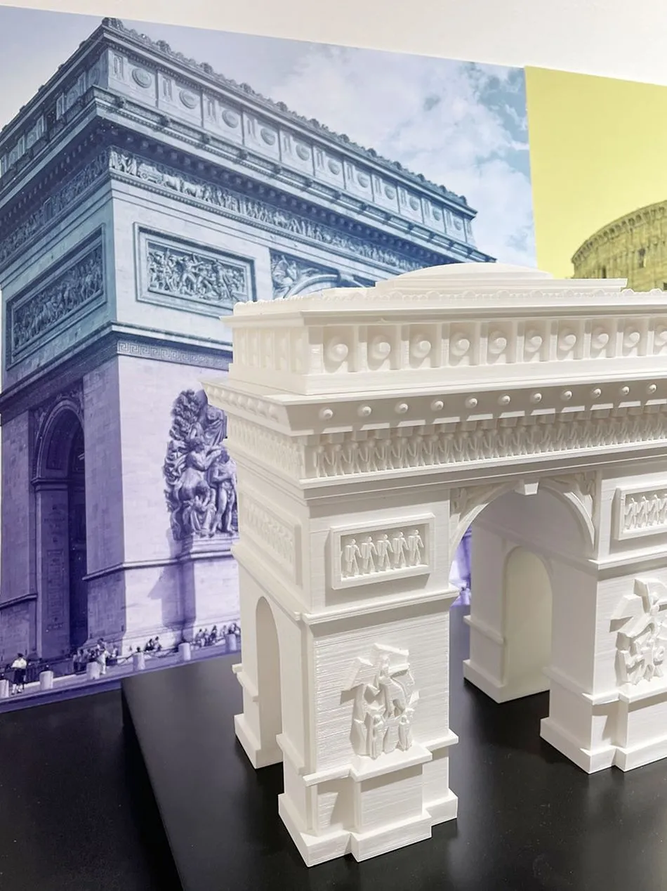 Foto 6 - El Tormes estrena hoy Xcala, una exposici&oacute;n de monumentos y lugares singulares del mundo...