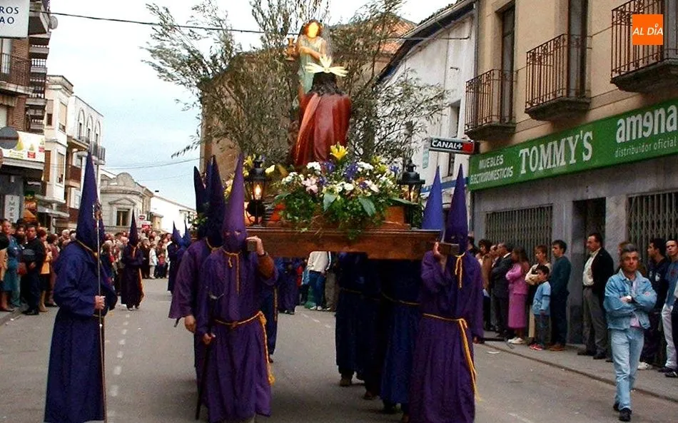 Foto 11 - As&iacute; fue la Procesi&oacute;n de la Pasi&oacute;n en Vitigudino en 2003  