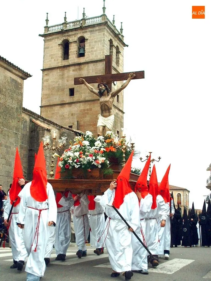 Foto 7 - As&iacute; fue la Procesi&oacute;n de la Pasi&oacute;n en Vitigudino en 2003  
