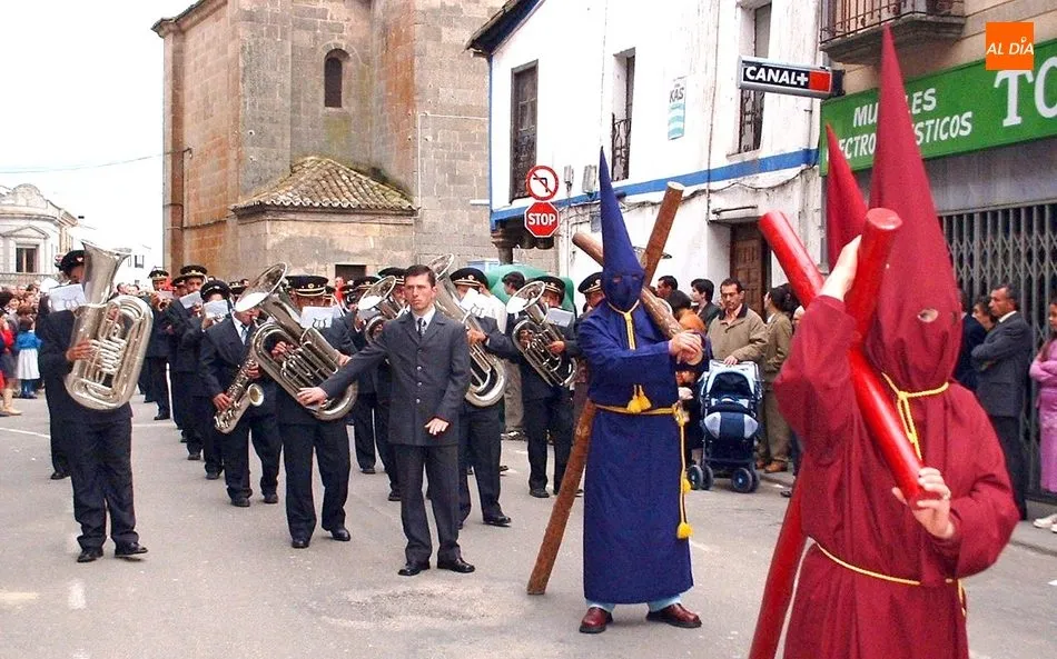 Foto 6 - As&iacute; fue la Procesi&oacute;n de la Pasi&oacute;n en Vitigudino en 2003  